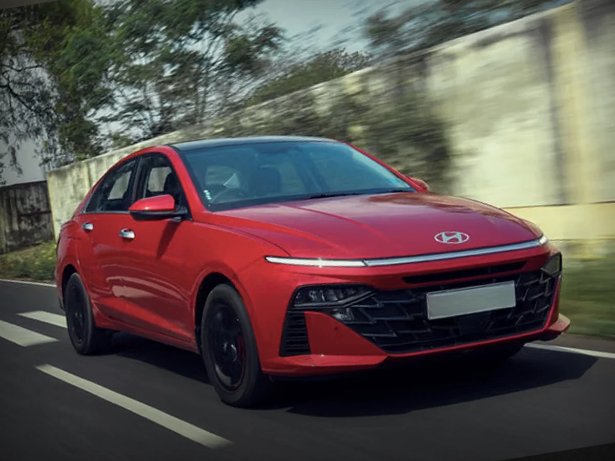 hyundai-verna-turbo-dct-most-exciting-sedan-under-20-lakh