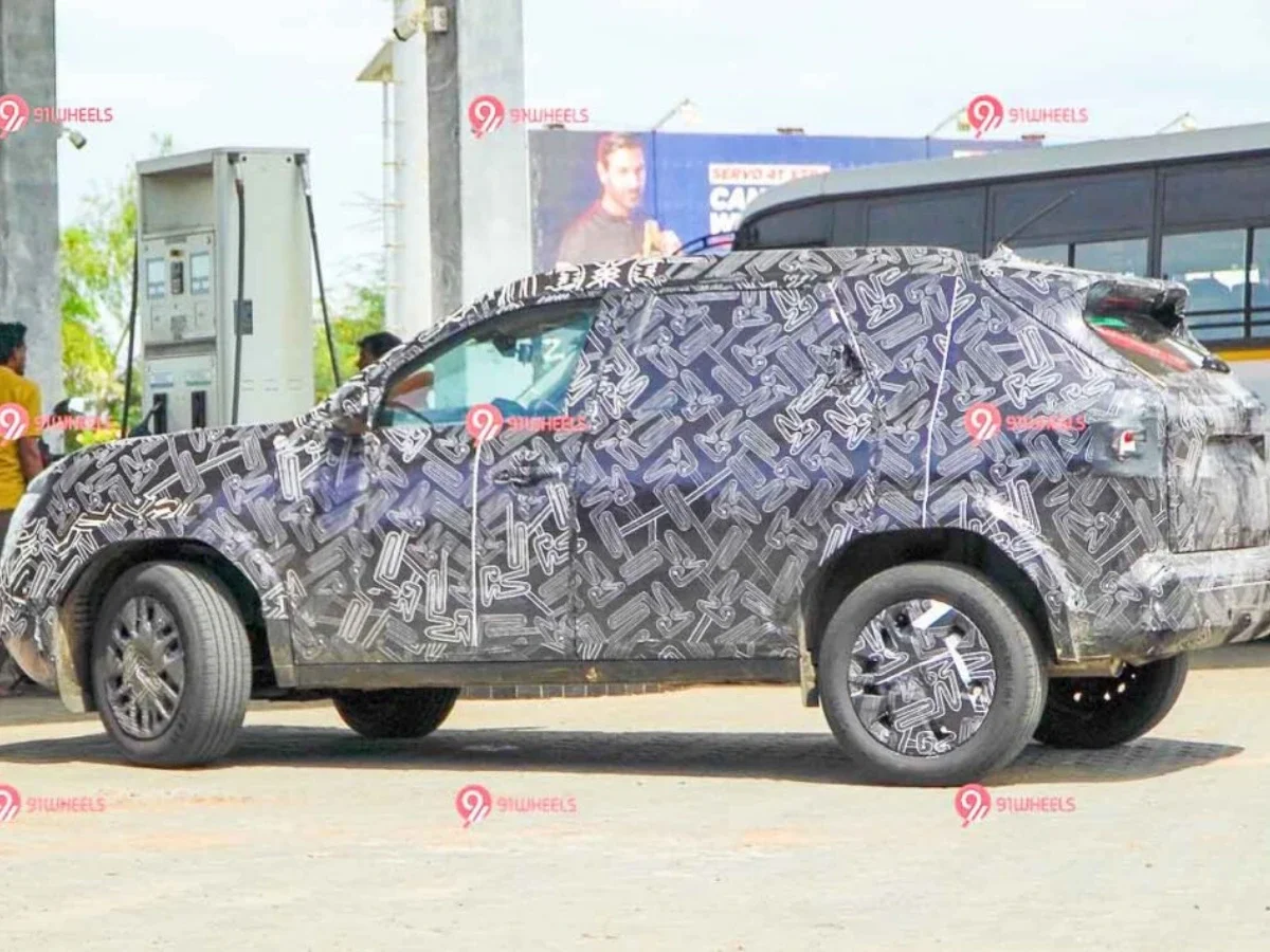 Upcoming Nissan C-SUV