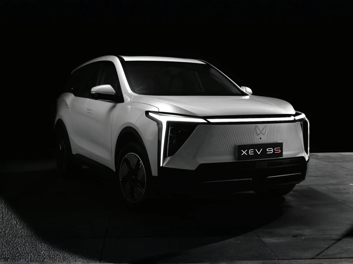 Mahindra XEV 9S