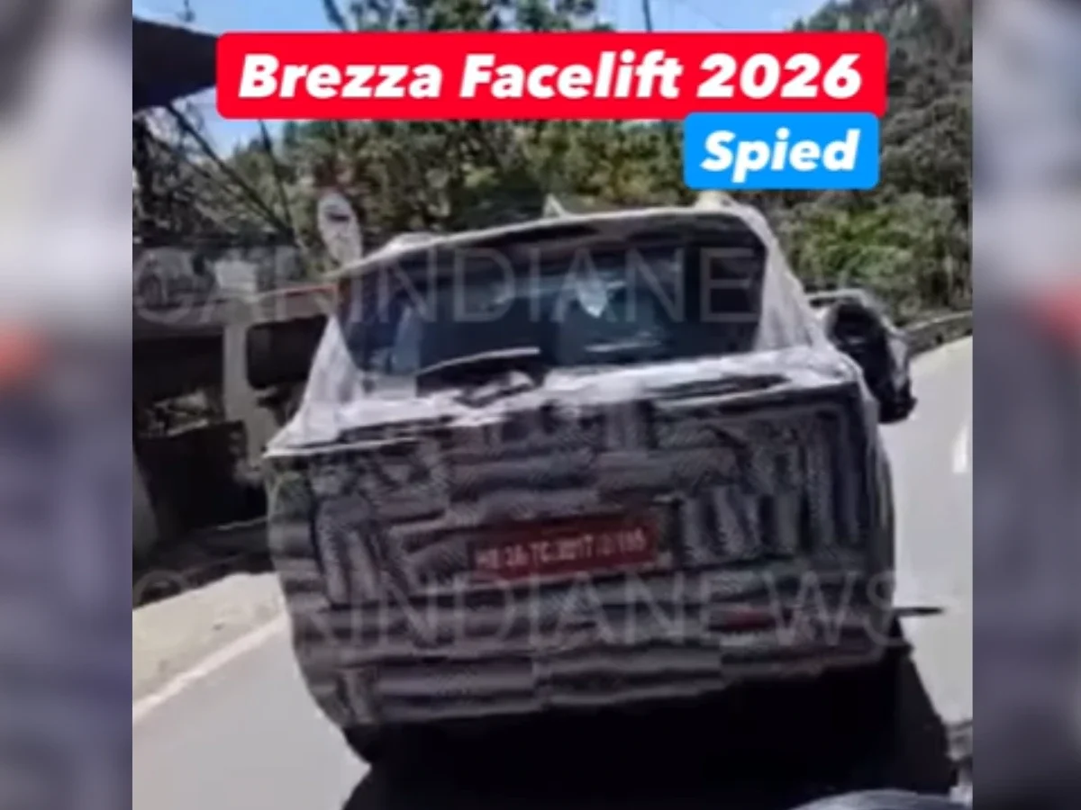 Maruti Suzuki Brezza Facelift spied