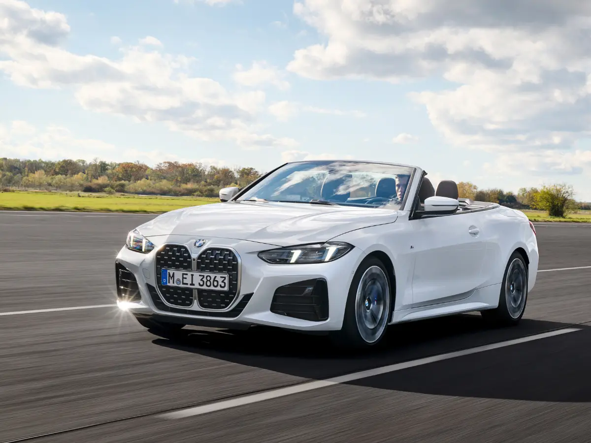 BMW M440i xDrive Convertible