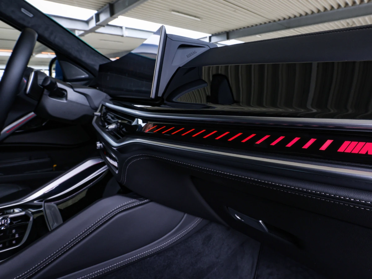 BMW X6 M60i xDrive