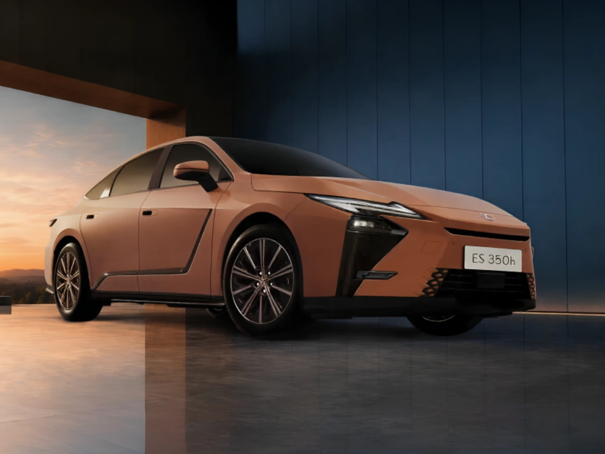 2026 Lexus ES 350H Quater Front Profile Sonic Copper Exterior 