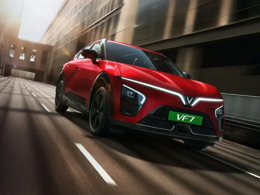 VinFast VF7