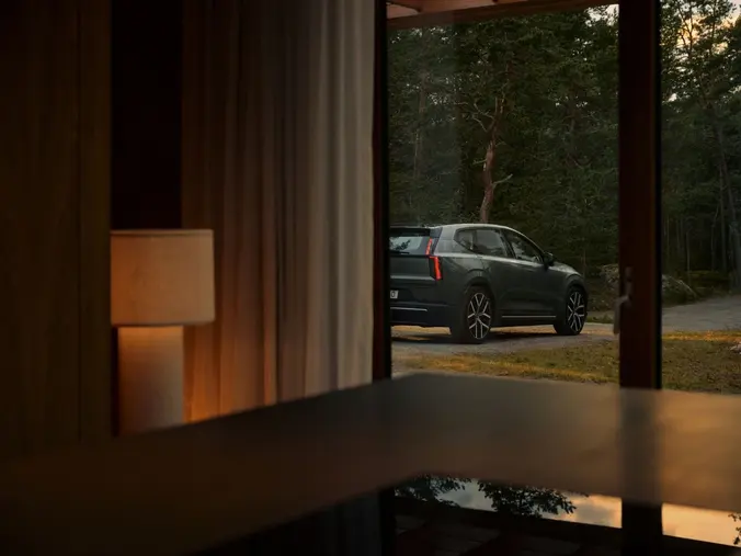 Volvo EX60