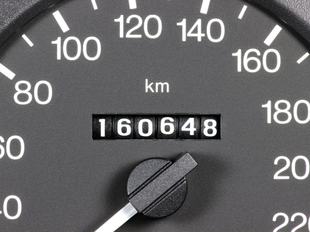 How to detect odometer fraud when buying a used car