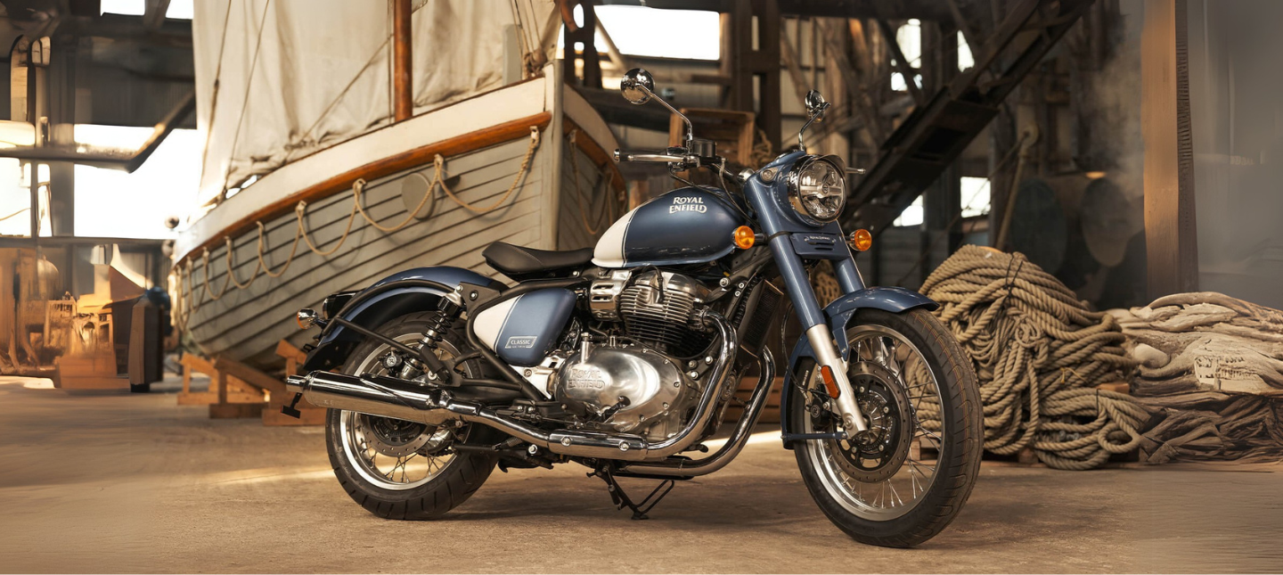 Royal-Enfield Classic 650 Right Diagonal View