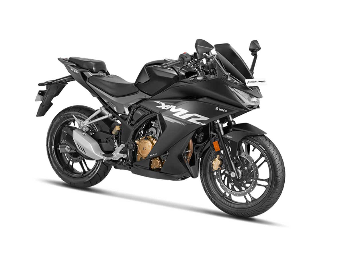 Hero Karizma XMR Right Diagonal View