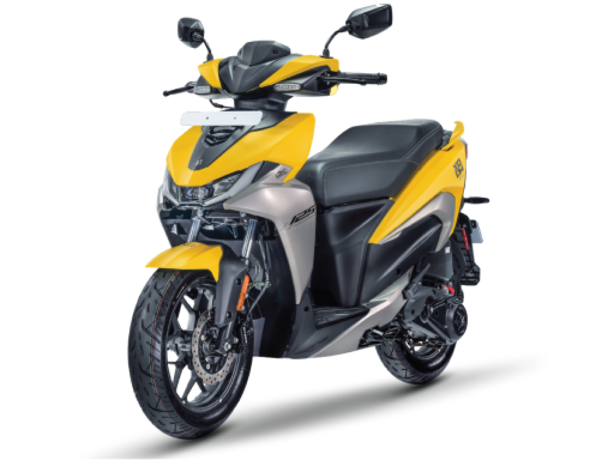 Xoom 125 Left Diagonal View