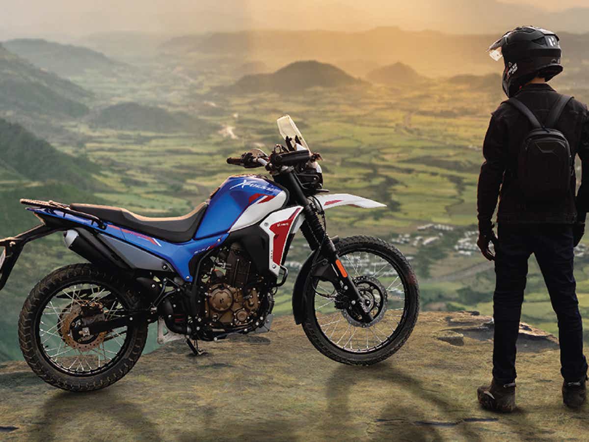 Xpulse 210 Right Side View