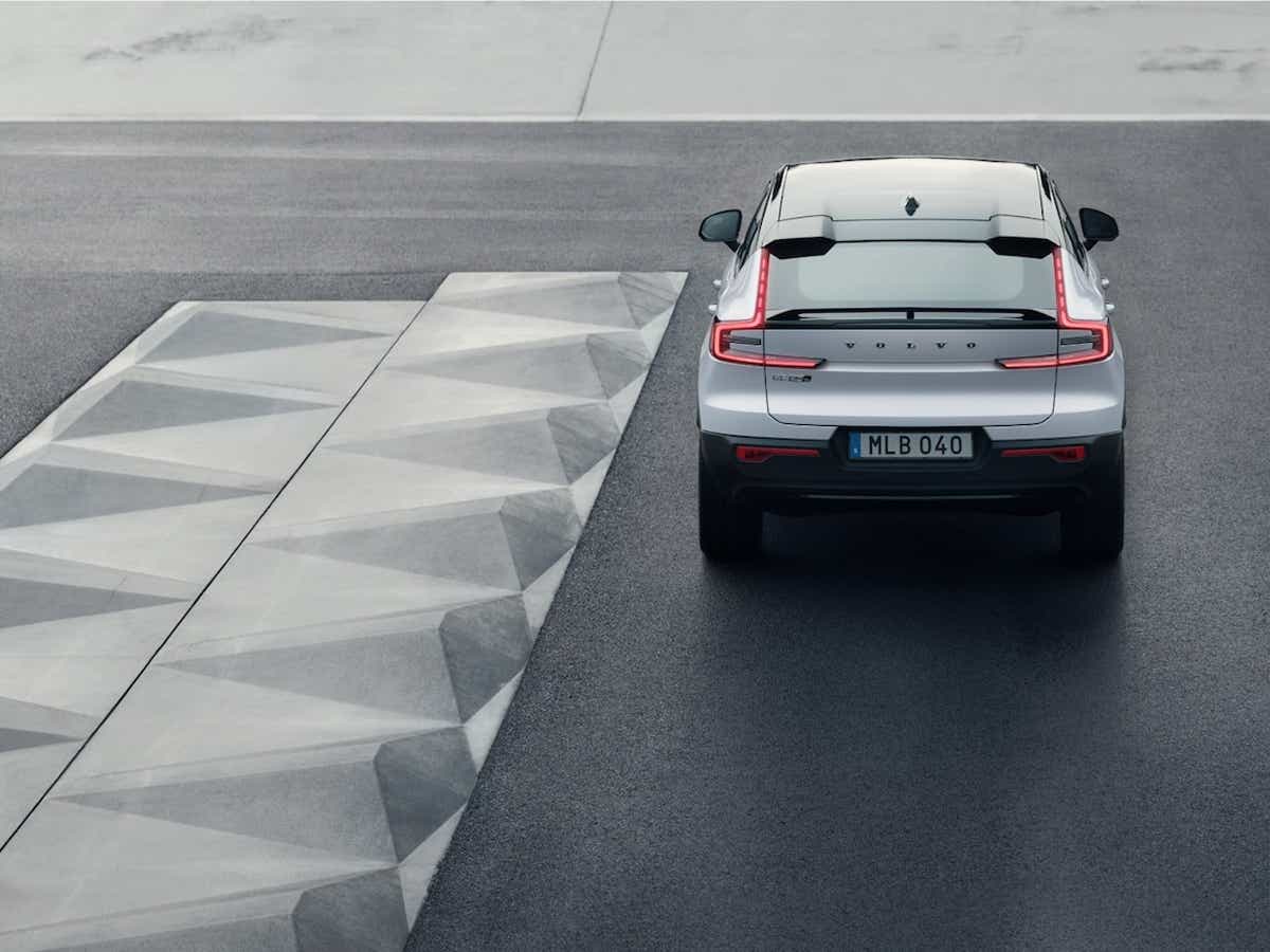 Rear view of a Volvo EC40