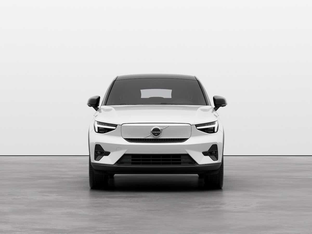 Front view of a Volvo EC40