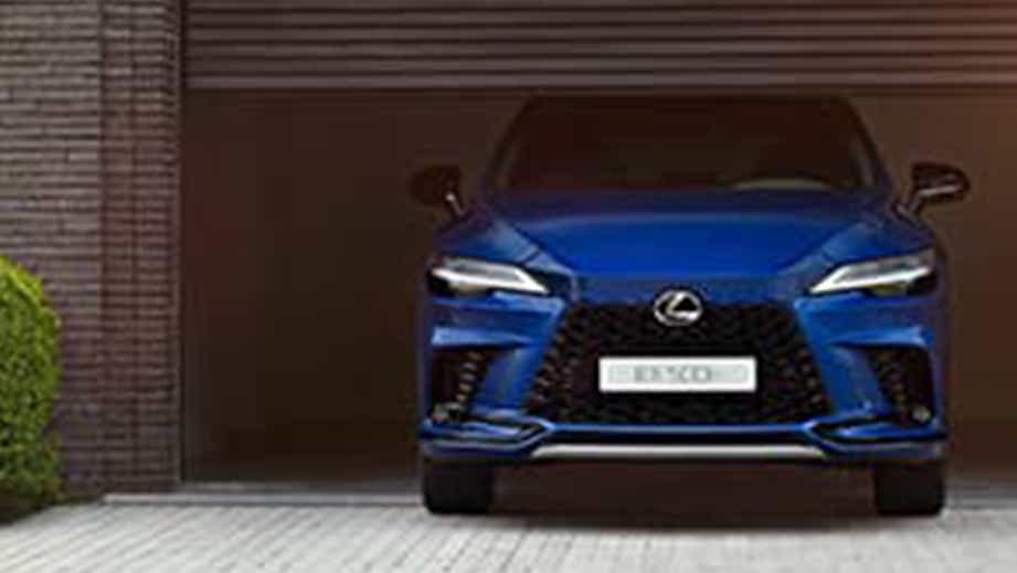 front view of a Lexus RX