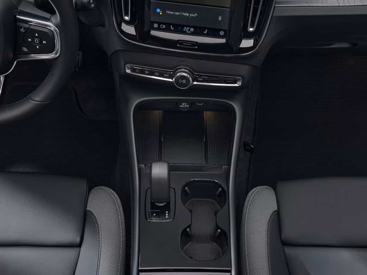 center console and dashboard of a Volvo EX40