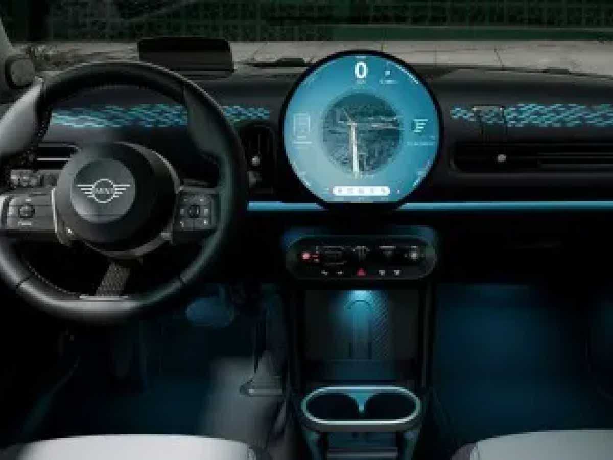 interior dashboard of a Mini Cooper Facelift