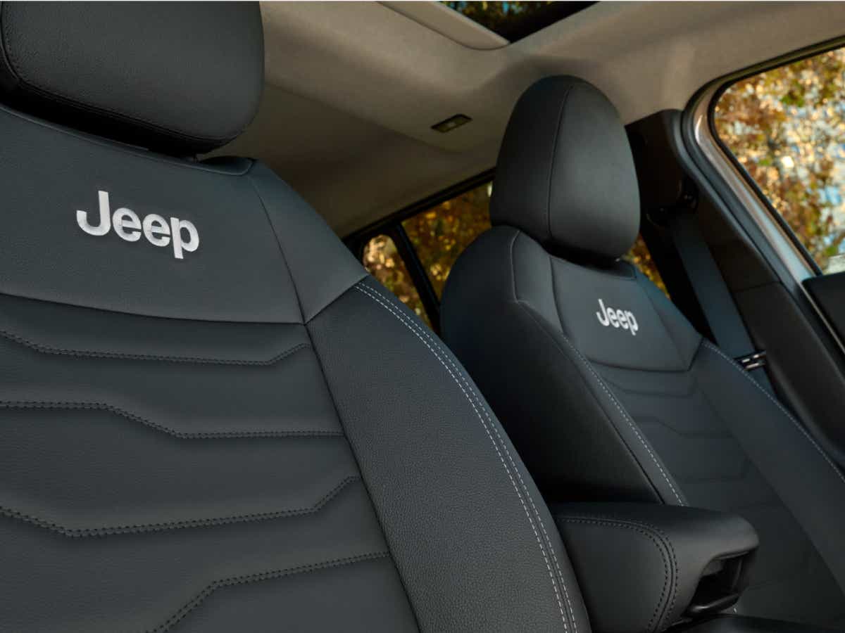 Front seats and interior of a Jeep Avenger