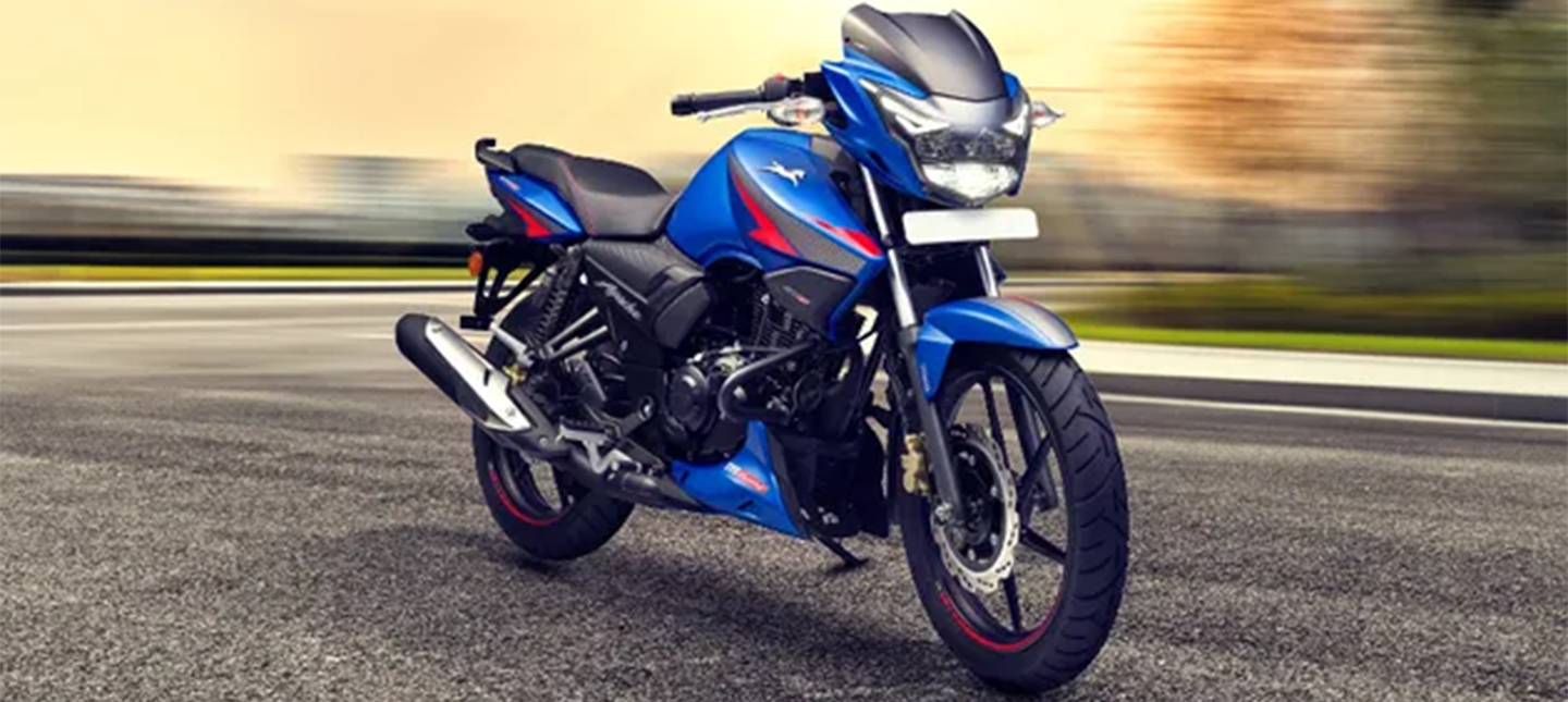 TVS Apache RTR 160 Right Side View