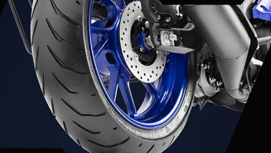 Yamaha R15 Wheel Yamaha R15 V4 Bike Images - Photos & Wallpapers
