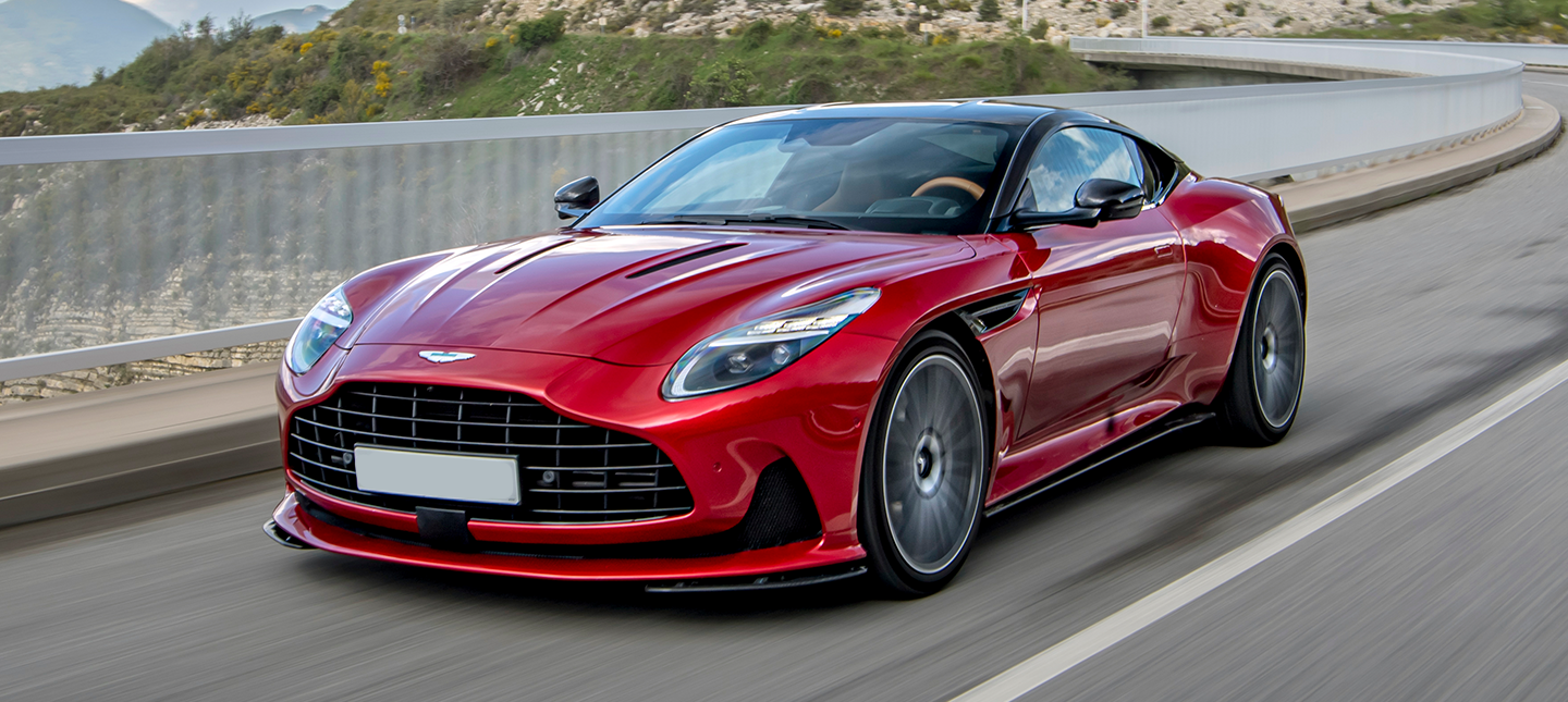 Aston Martin DB12