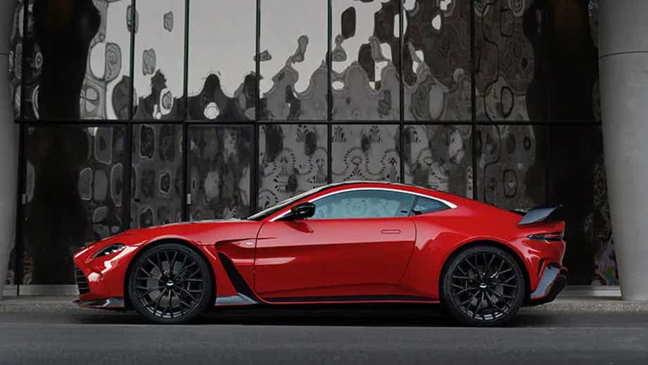 side view of an Aston Martin Vantage 2019-2023