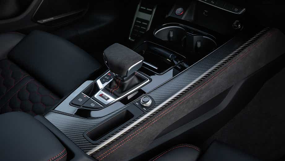 Center console and gear selector of an Audi RS5