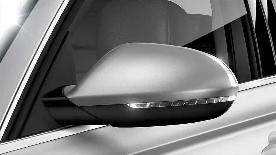 Side mirror close-up of an Audi A6