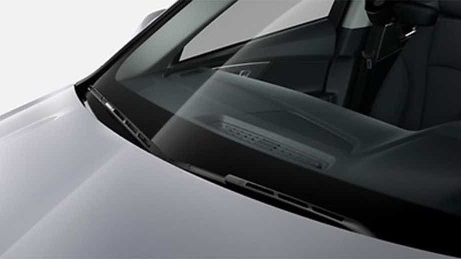 windshield and dashboard view of an Audi Q7 2022-2023