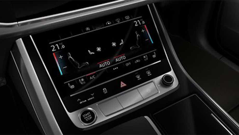 dashboard climate control of an Audi Q7 2022-2023