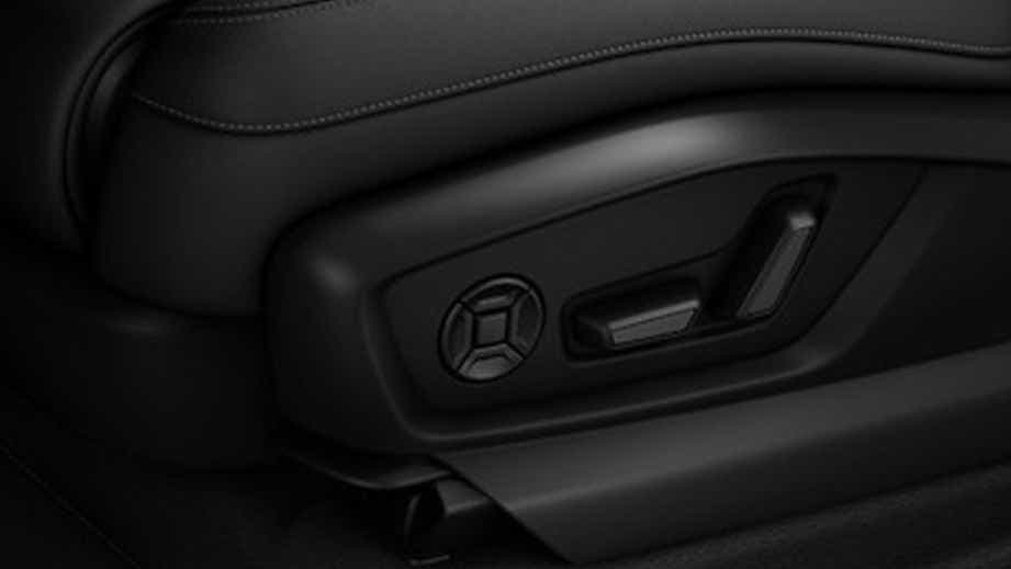 Seat adjustment controls of an Audi Q8 2020-2023