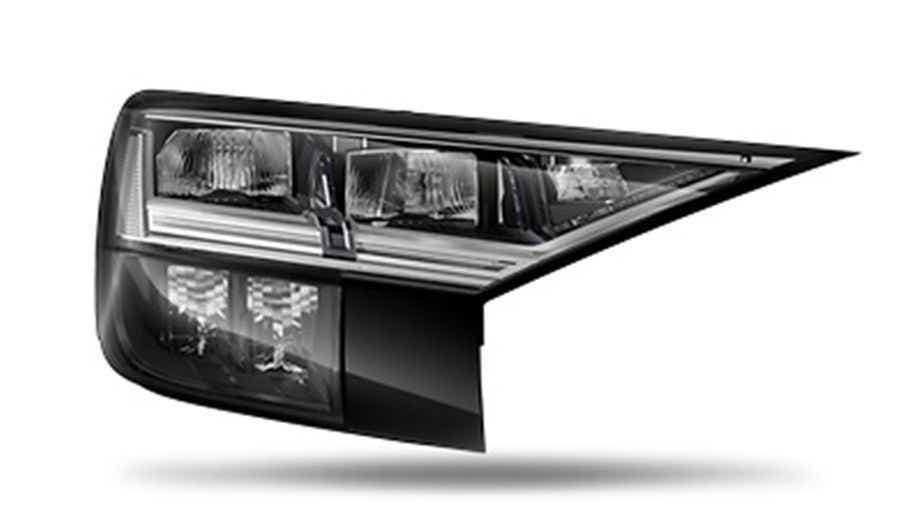 Headlight close-up of an Audi RS Q8