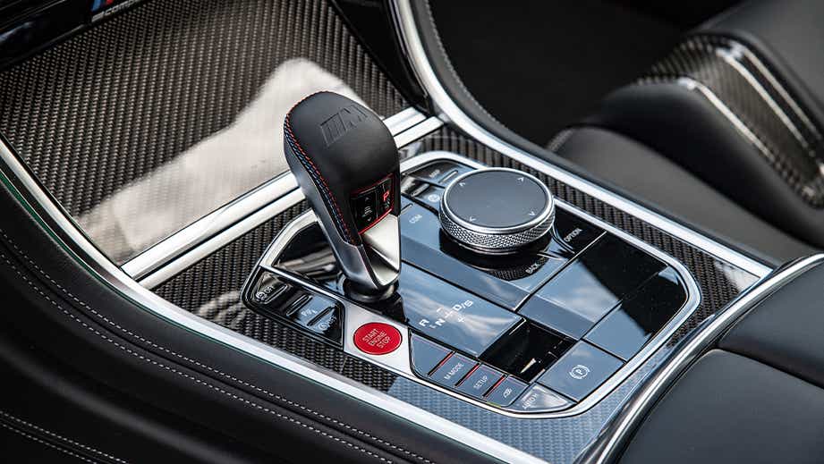 Interior gear shifter and center console of a BMW M8 Coupe Competition