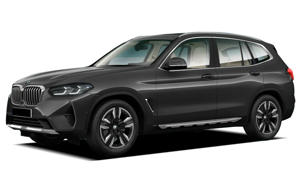 front three-quarter view of a BMW X3 2023-2024