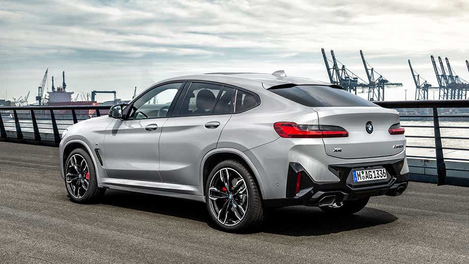 rear three-quarter view of a BMW x4