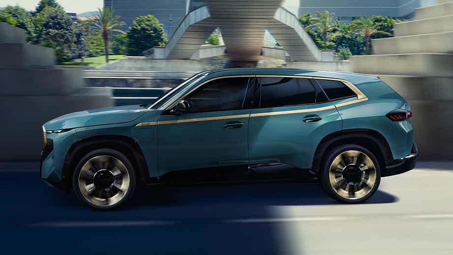 side view of a BMW XM