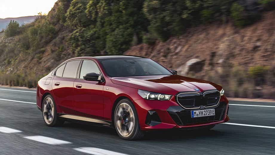 front three-quarter view of a BMW i5