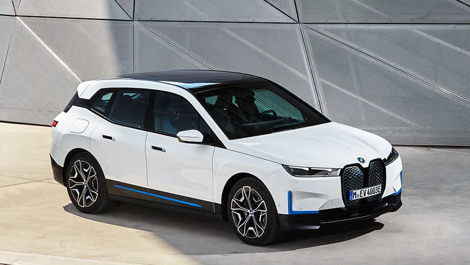 front three-quarter view of a BMW iX