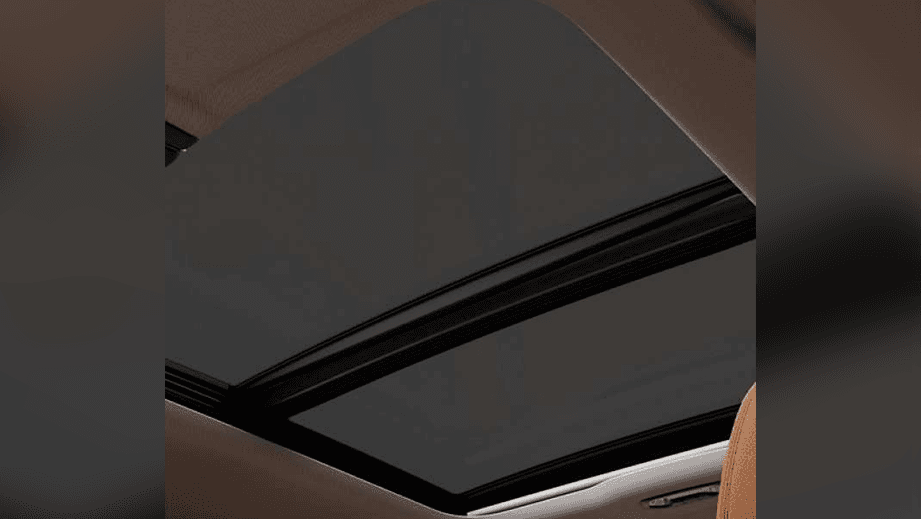 sunroof view of a BMW 3 Series Gran Limousine