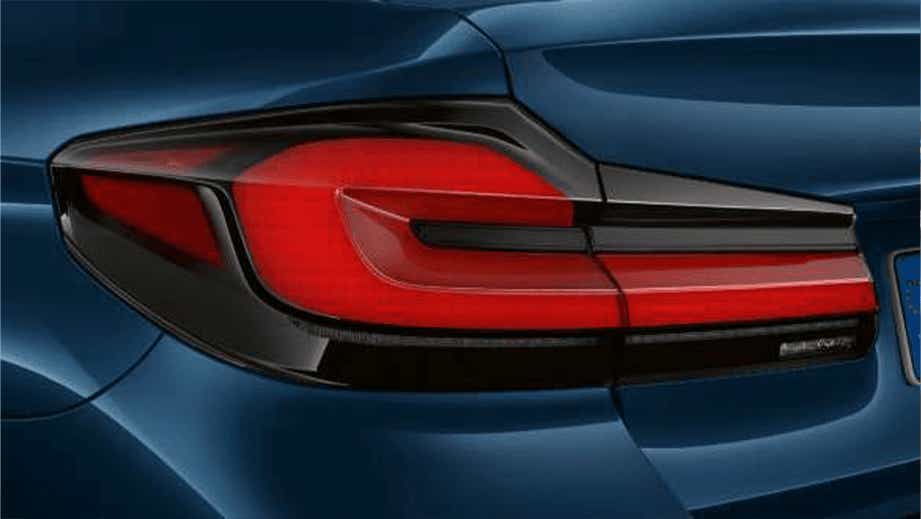 rear tail light close-up of a BMW 5 Series 2021-2023