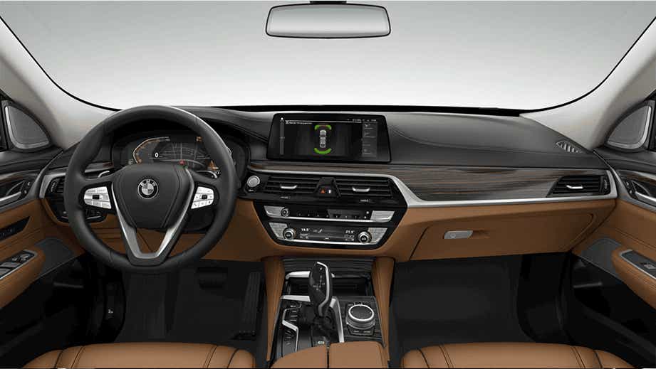 interior dashboard of a BMW 6 Series