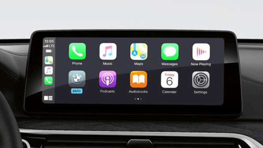 interior dashboard screen of a BMW 6 Series