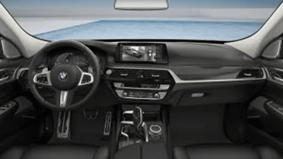 interior dashboard of a BMW 6 Series