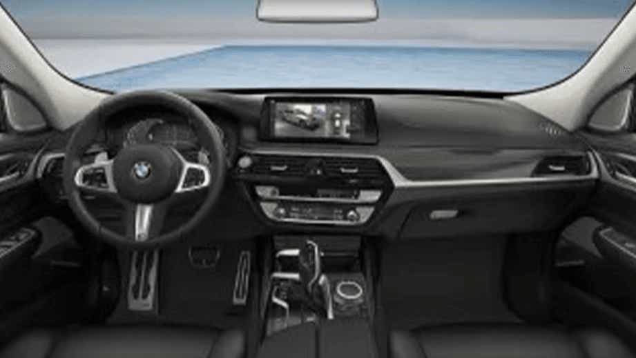 interior dashboard of a BMW 6 Series