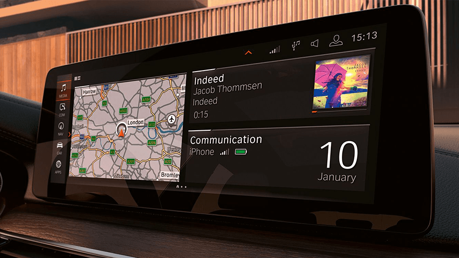 Infotainment screen dashboard view of a BMW 6 Series