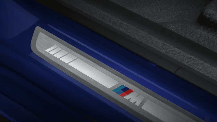 Door sill trim of a BMW X1