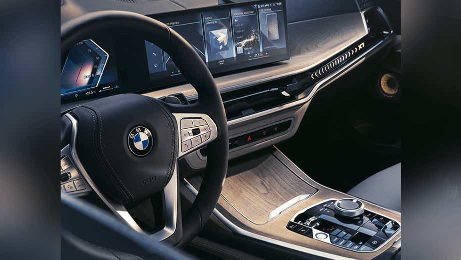 interior dashboard of a BMW X7