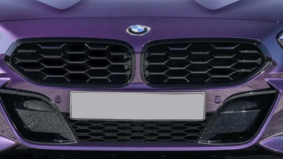 front grille of a Thundernight Metallic BMW Z4