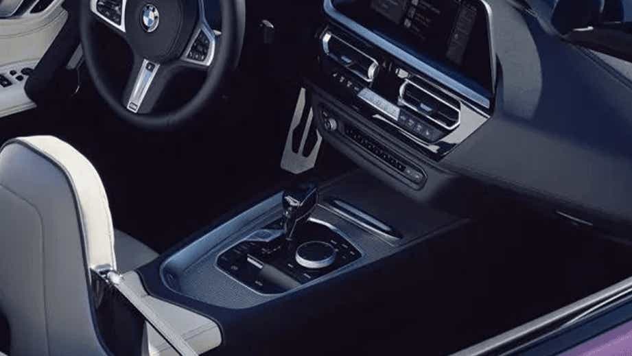 interior dashboard of a BMW Z4