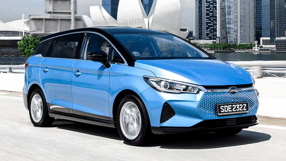 front three-quarter of a Blue BYD E6