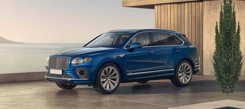 front three-quarter view of a Bentley Bentayga