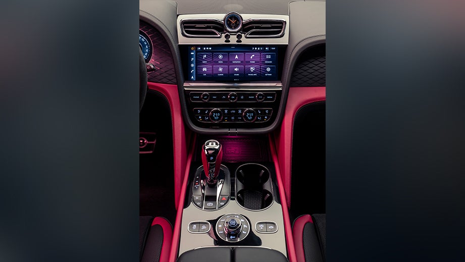Bentley Bentayga Interior image 4